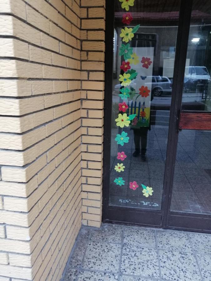 Apartamento Lara Užice Exterior foto
