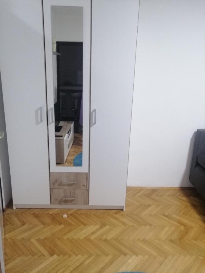 Apartamento Lara Užice Exterior foto